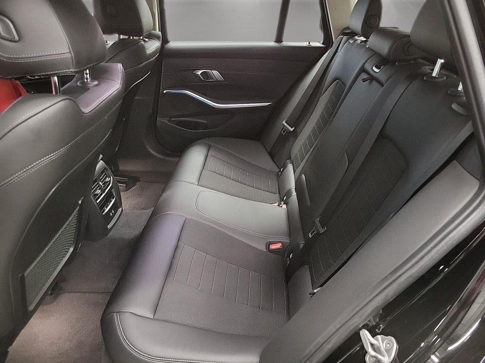 BMW 320 320e Touring