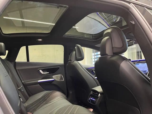 Mercedes-Benz EQE 350 AMG Line Sedan