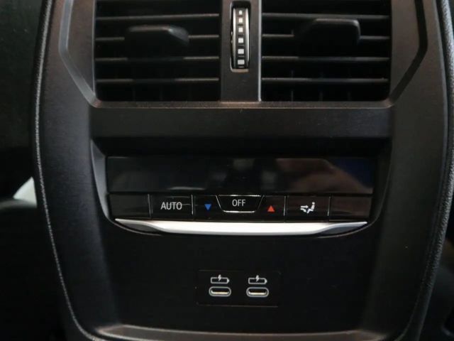 BMW 320 320d M-Sport Touring xDrive