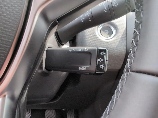 Renault Clio 1.0 TCE Klima Navi PDC GJR Kamera Look Paket