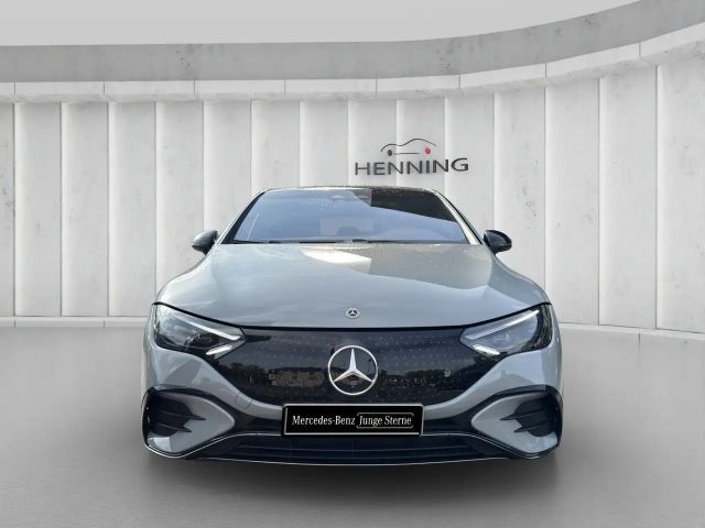 Mercedes-Benz EQE 350 AMG Line Sedan