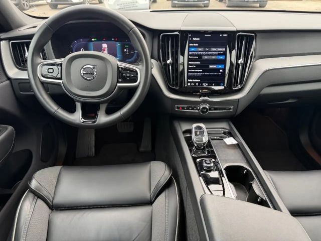 Volvo XC60 AWD R-Design Recharge