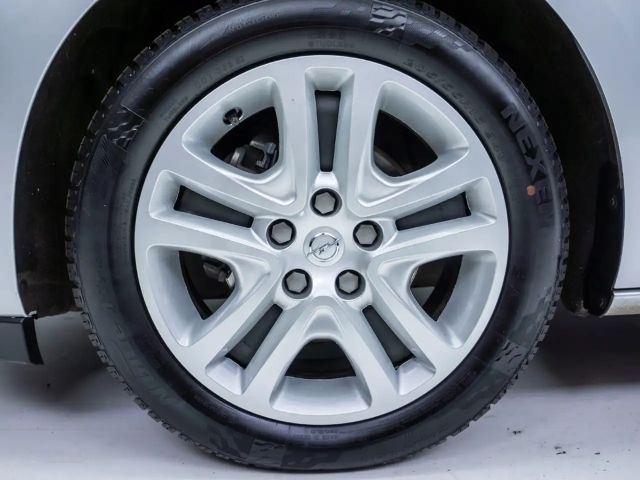 Opel Astra Edition Sports Tourer Turbo