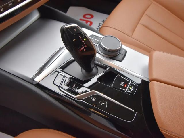 BMW 530 530e Touring