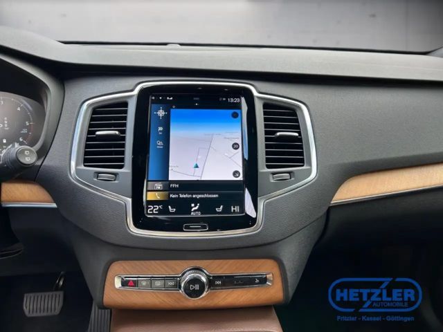 Volvo XC90 AWD Momentum