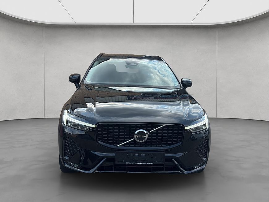 Volvo XC60 Dark Plus