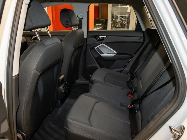 Audi Q3 45 TFSI Hybride