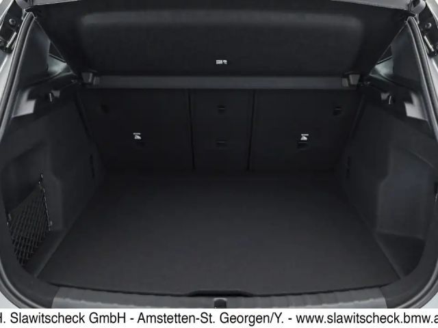 BMW 218 218d Active Tourer Sedan