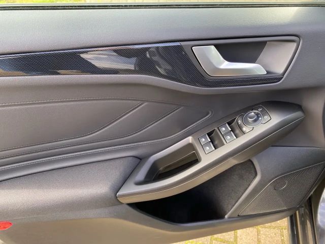 Ford Focus EcoBoost ST Line Wagon