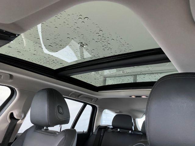 BMW 330 330e Touring