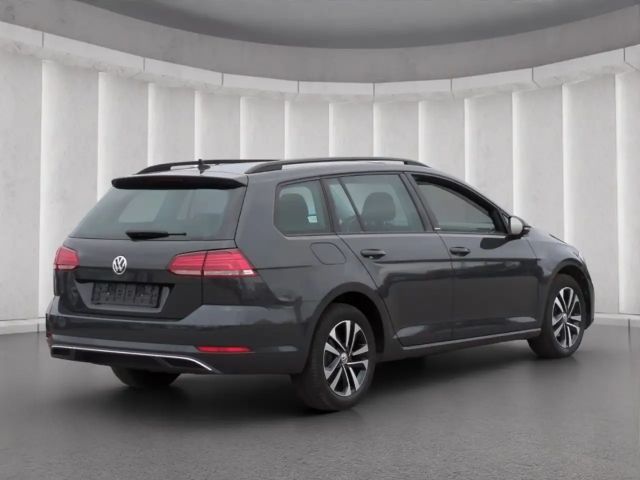Volkswagen Golf 1.0 TSI Golf VII Variant