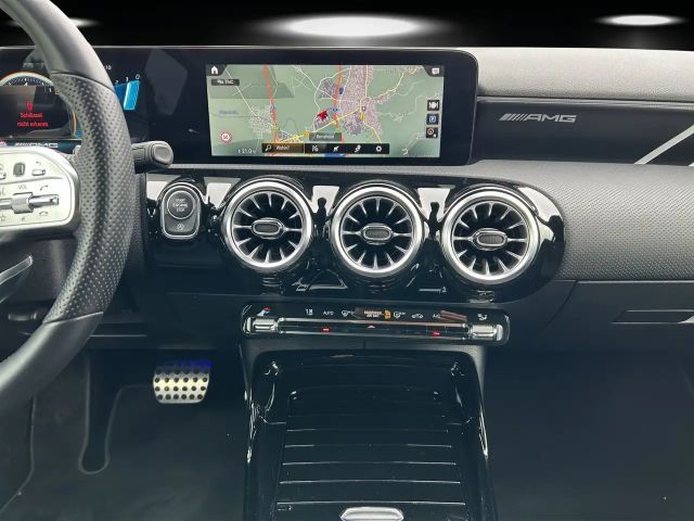 Mercedes-Benz A 45 AMG AMG Line