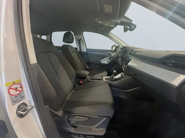 Audi Q3 35 TFSI S-Tronic