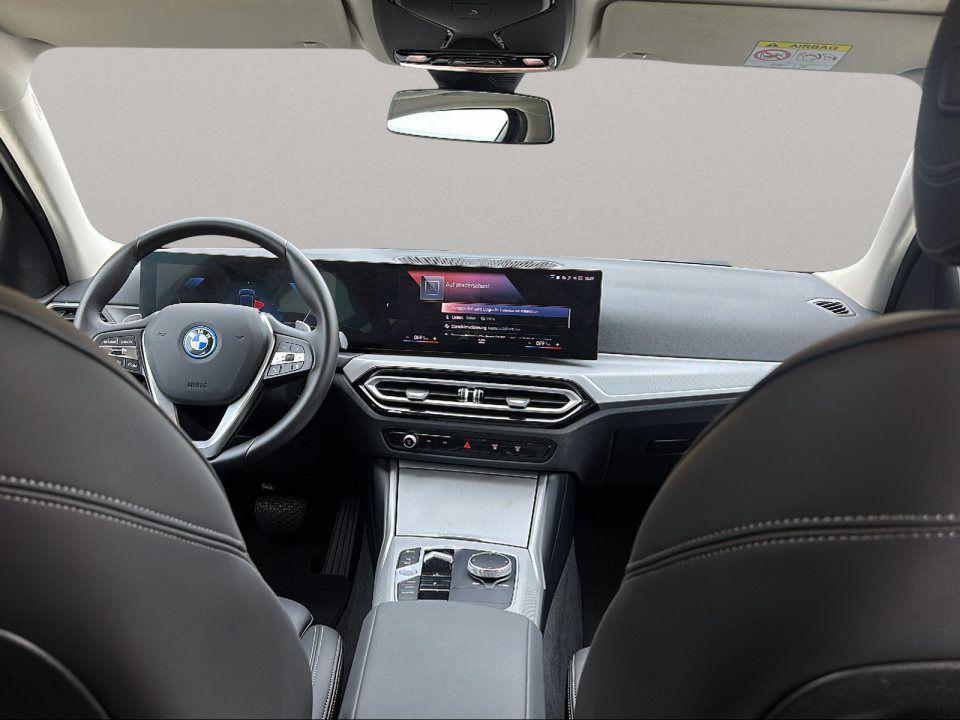 BMW 330 330e Touring