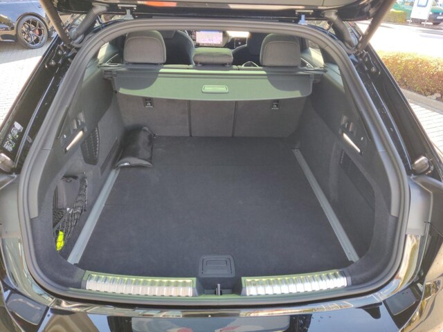 Audi A6 Avant Quattro S-Tronic