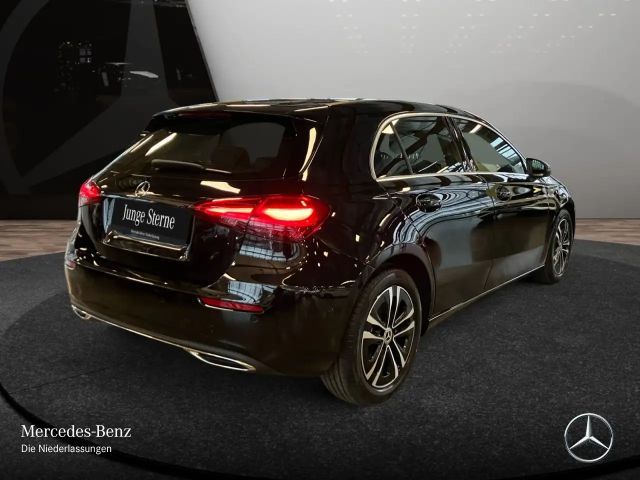 Mercedes-Benz A 200 Progressive
