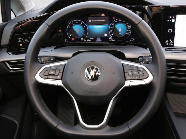 Volkswagen Golf 1.5 eTSI Golf VIII Style