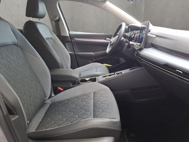 Volkswagen Golf DSG Life