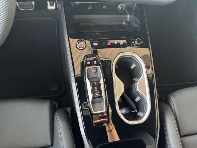 Audi A6 Avant Quattro S-Line S-Tronic