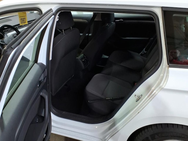 Volkswagen Passat 1.5 TSI DSG Variant