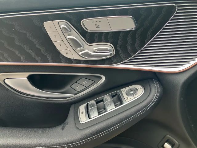 Mercedes-Benz EQC 400 4MATIC