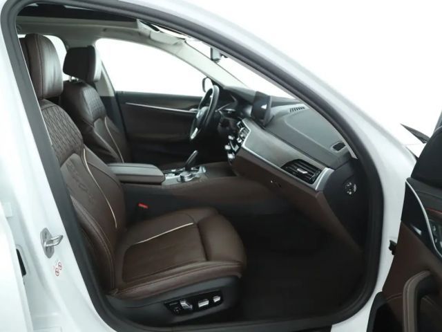 BMW 530 530e Touring xDrive