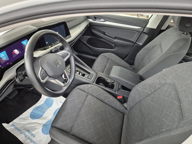 Volkswagen Golf 1.5 eTSI DSG Life Variant