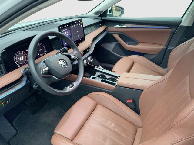 Skoda Superb 2.0 TDI Combi