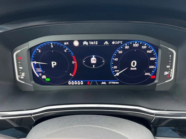 Volkswagen Touran DSG Highline R-Line