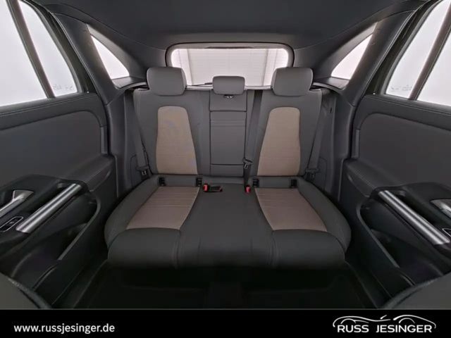 Mercedes-Benz EQA 300 4MATIC Electric Art