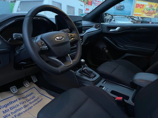 Ford Focus ST Line