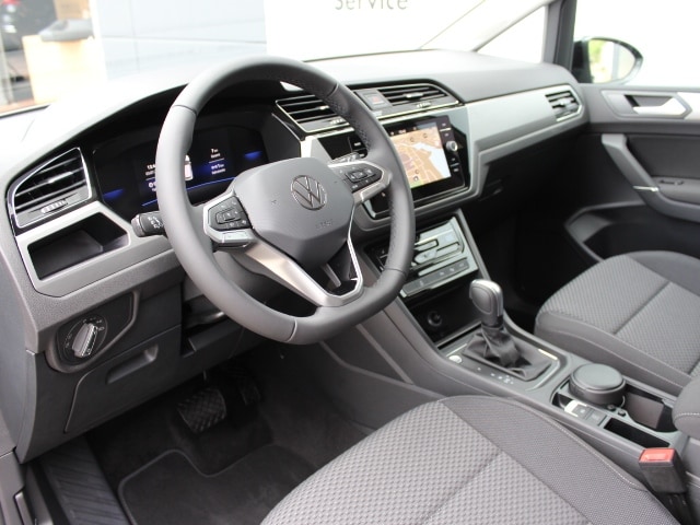 Volkswagen Touran 1.5 TSI DSG