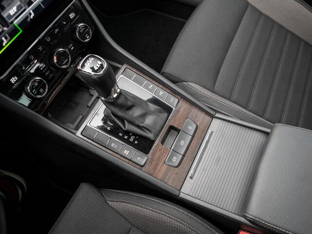 Skoda Superb 2.0 TDI Combi