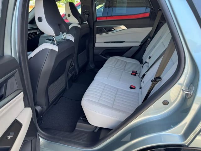 Renault Espace E-Tech Hybrid Iconic