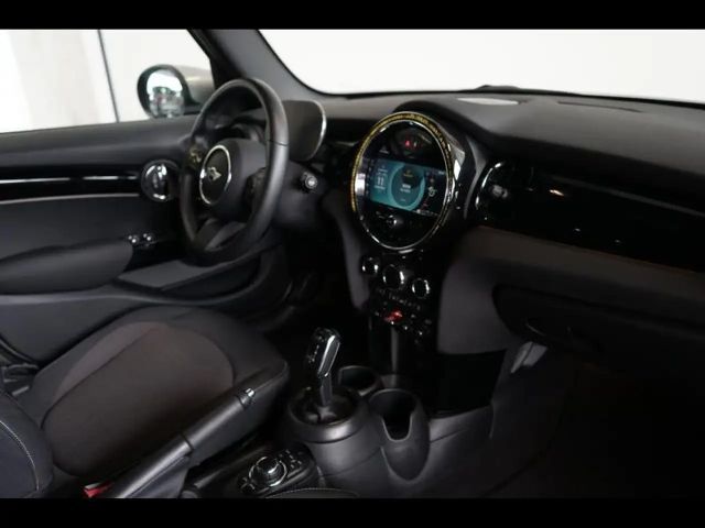 MINI Cooper AAUTOMAAT - NAVI - LED