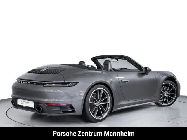 Porsche 992 Cabrio Carrera