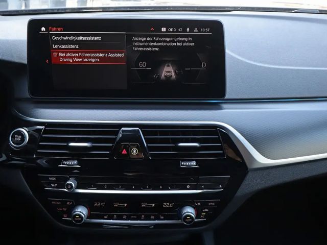 BMW 530 530e M-Sport Touring xDrive