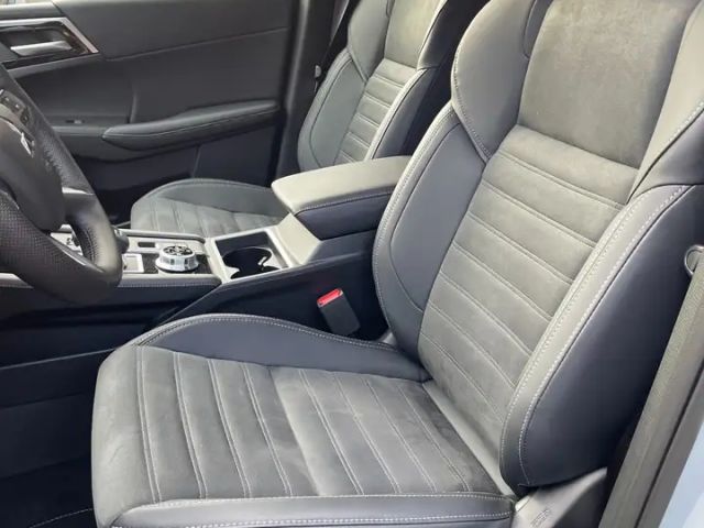 Mitsubishi Outlander Intense PHEV