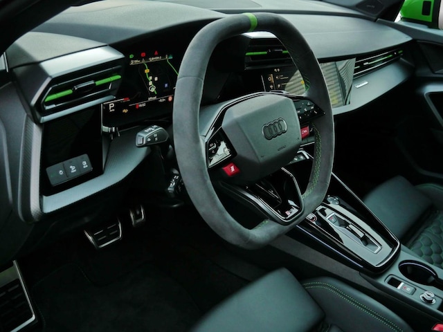 Audi RS3 Quattro S-Tronic Sedan