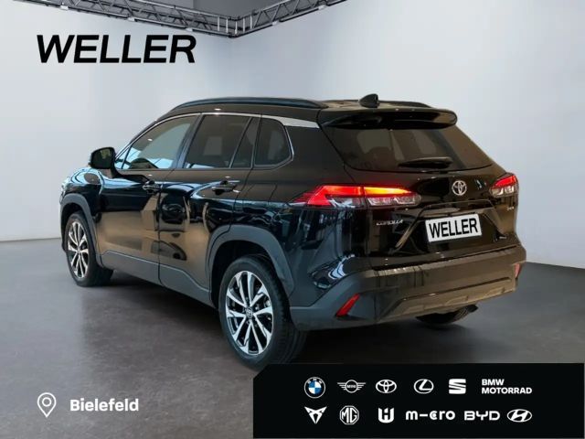 Toyota Corolla Cross Hybride Team D