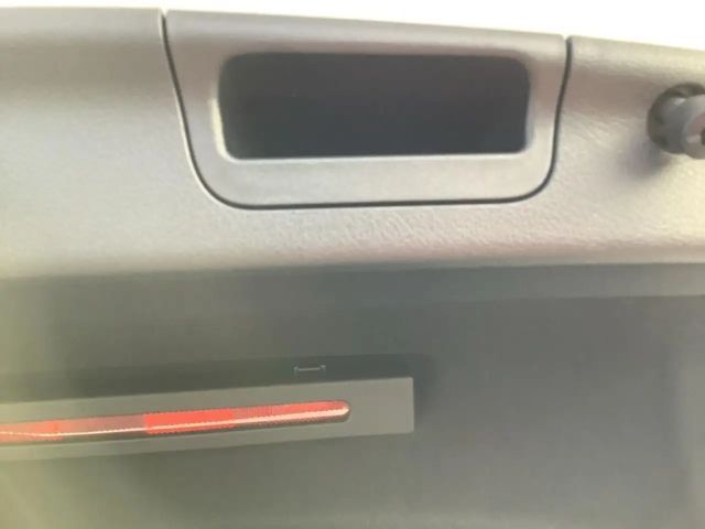 Mercedes-Benz C 180 AMG Line Sedan