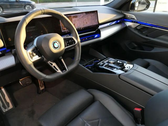 BMW i5 M-Sport Sedan eDrive40