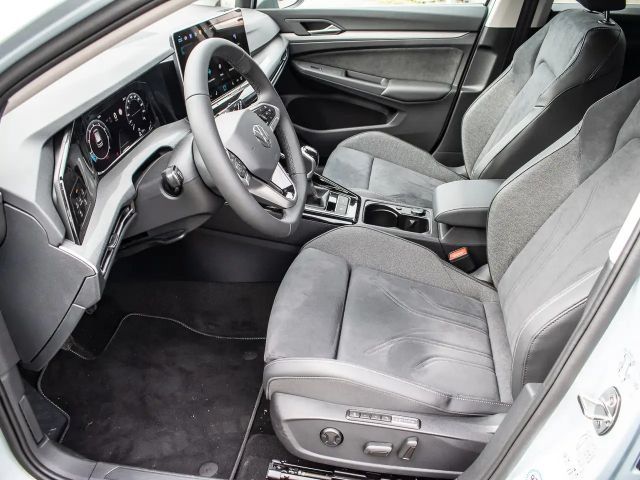 Volkswagen Golf 1.5 TSI Style