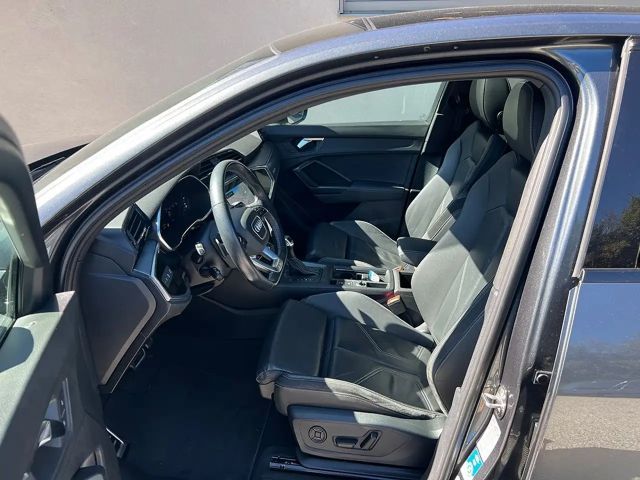 Audi Q3 35 TDI Quattro S-Line S-Tronic