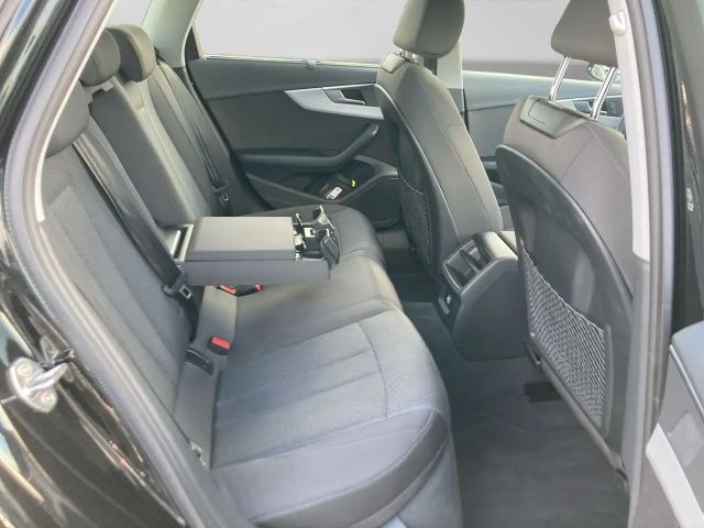 Audi A4 40 TFSI Quattro