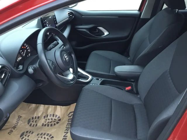Toyota Yaris Active Hybride VVT-i
