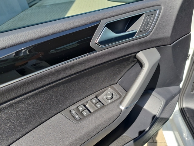 Volkswagen Touran 1.5 TSI DSG Highline