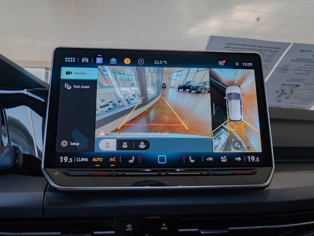 Volkswagen Golf Style