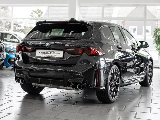 BMW 135 Sedan xDrive