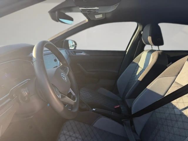 Volkswagen Taigo 1.0 TSI DSG R-Line